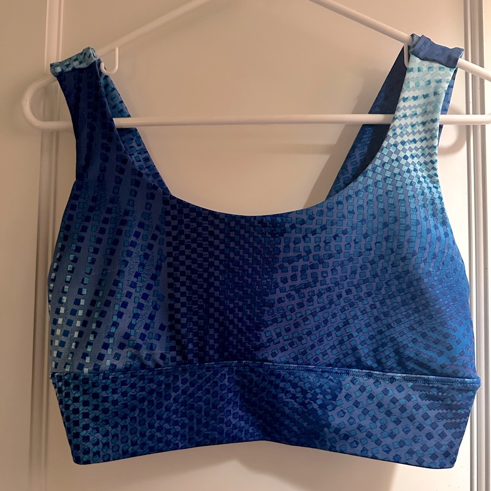 Gap fit sports bra. Size medium.